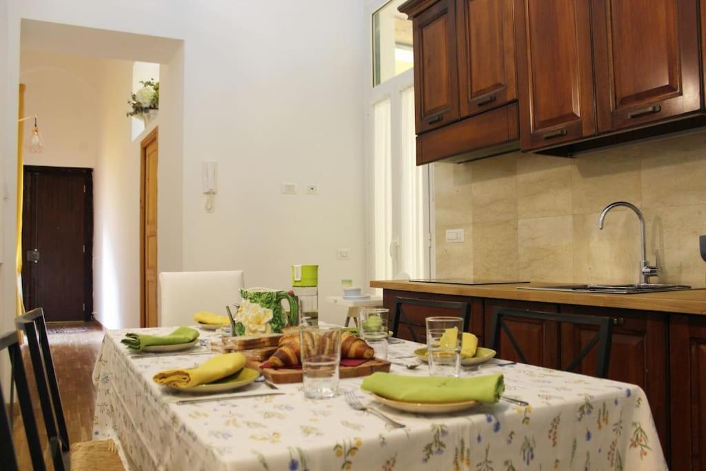 Easy Napoli Duomo Διαμέρισμα Εξωτερικό φωτογραφία
